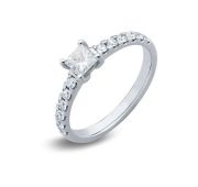 1-926-20-2,4 Кольцо с бриллиантами бренд Первая Бриллиантовая Компания (Au 585)