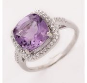 Кольцо с аметистом
