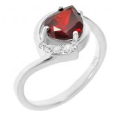 Кольцо с гранатом